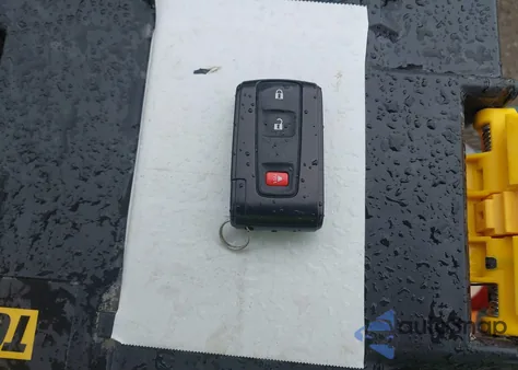 2007 Toyota Prius Touring z USA, uszkodzony, nr VIN JTDKB20U277638768